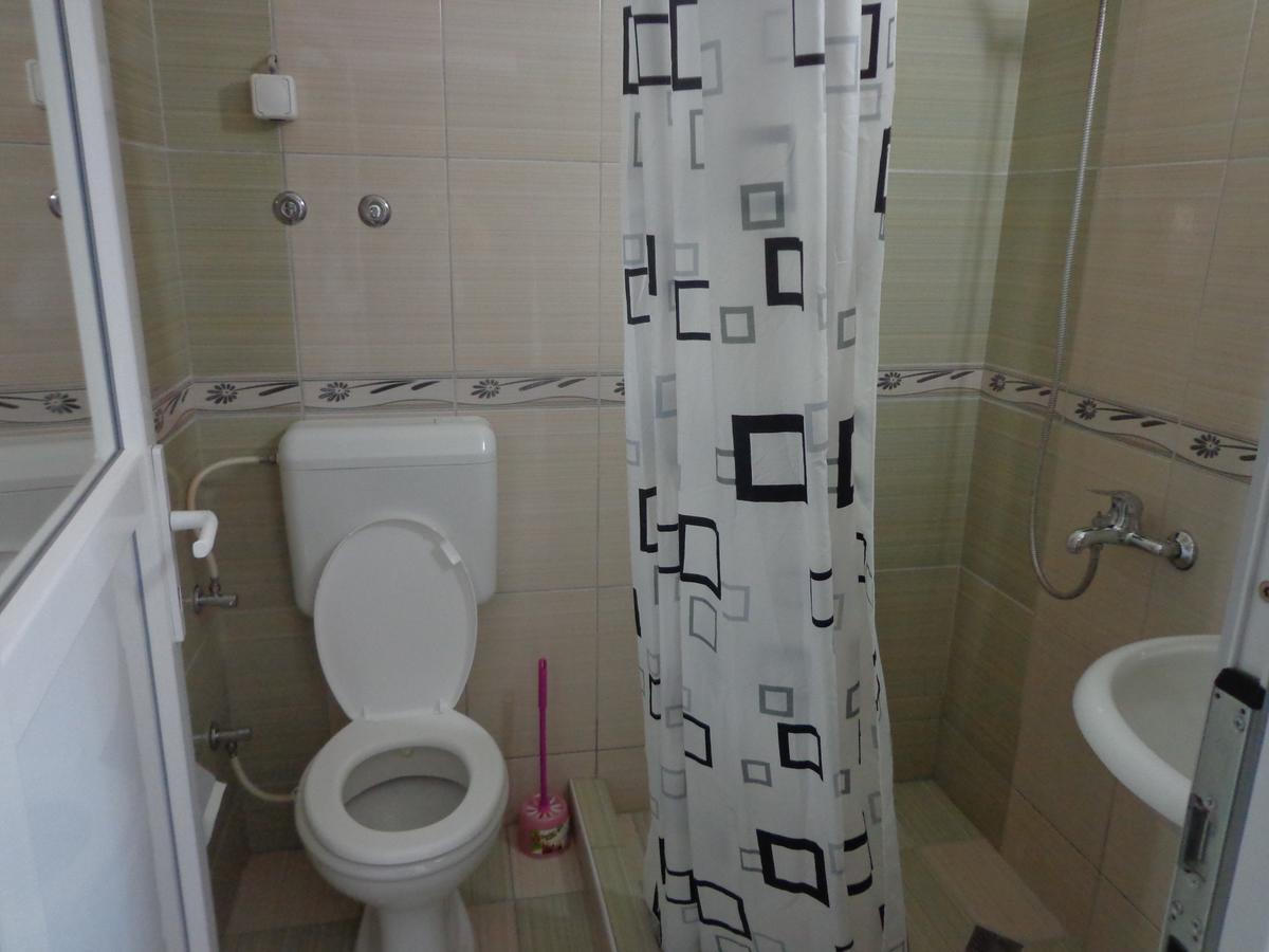 Hotel Rio Приштина Екстер'єр фото